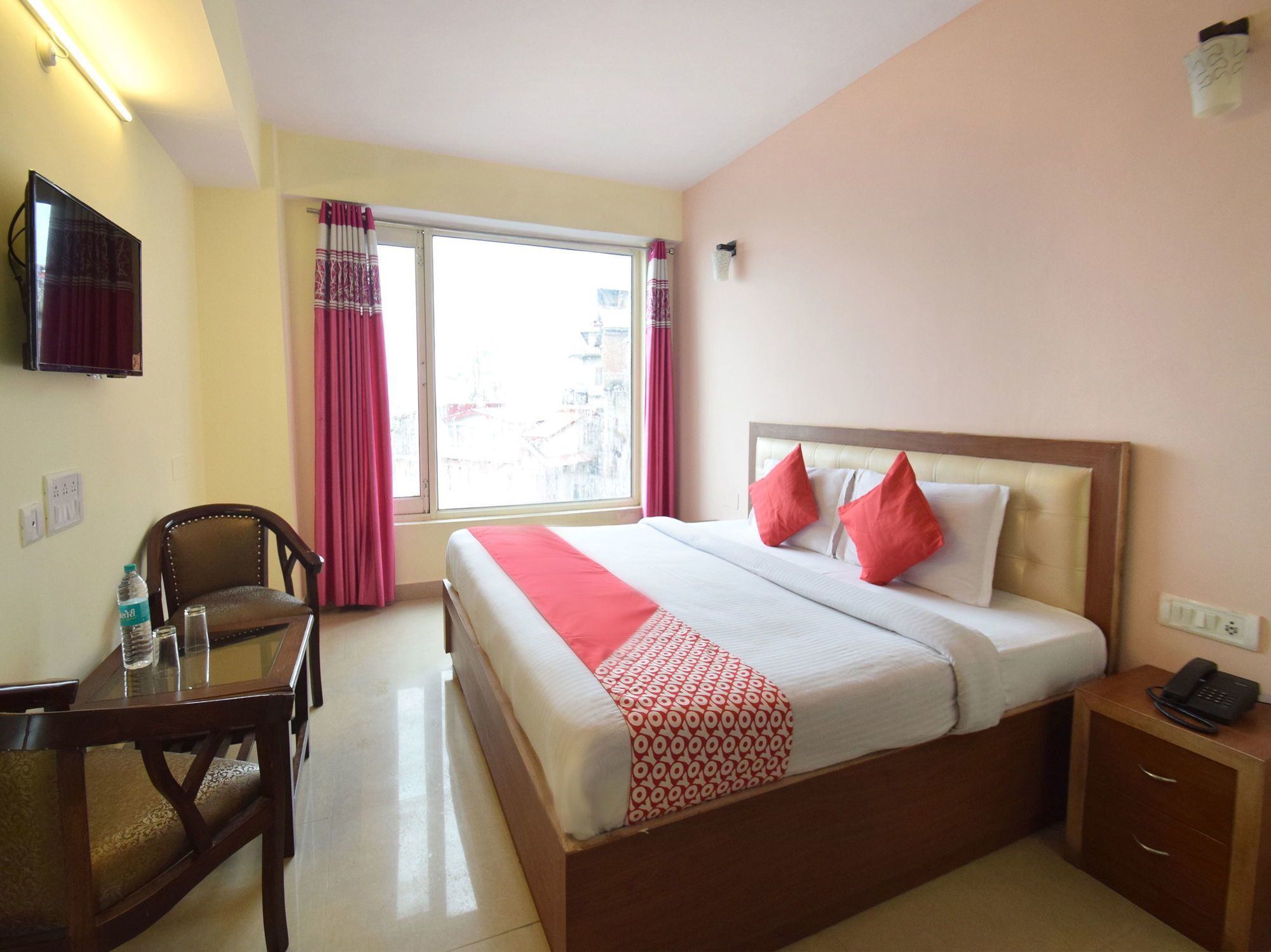 Oyo 8439 Hotel Howard 西姆拉 外观 照片
